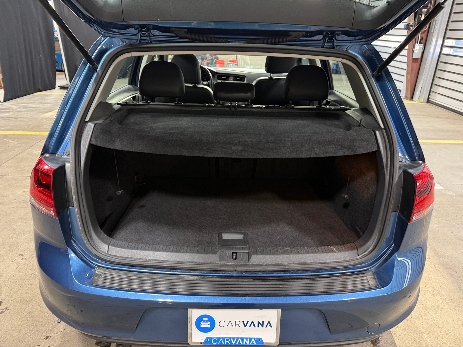 Thumbnail: 2016 Volkswagen Golf - 7