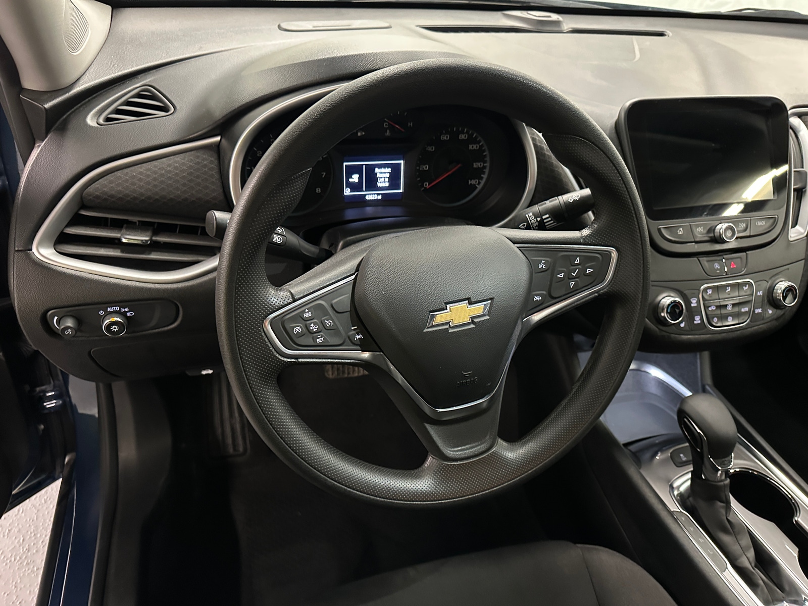 Thumbnail: 2024 Chevrolet Malibu - 5