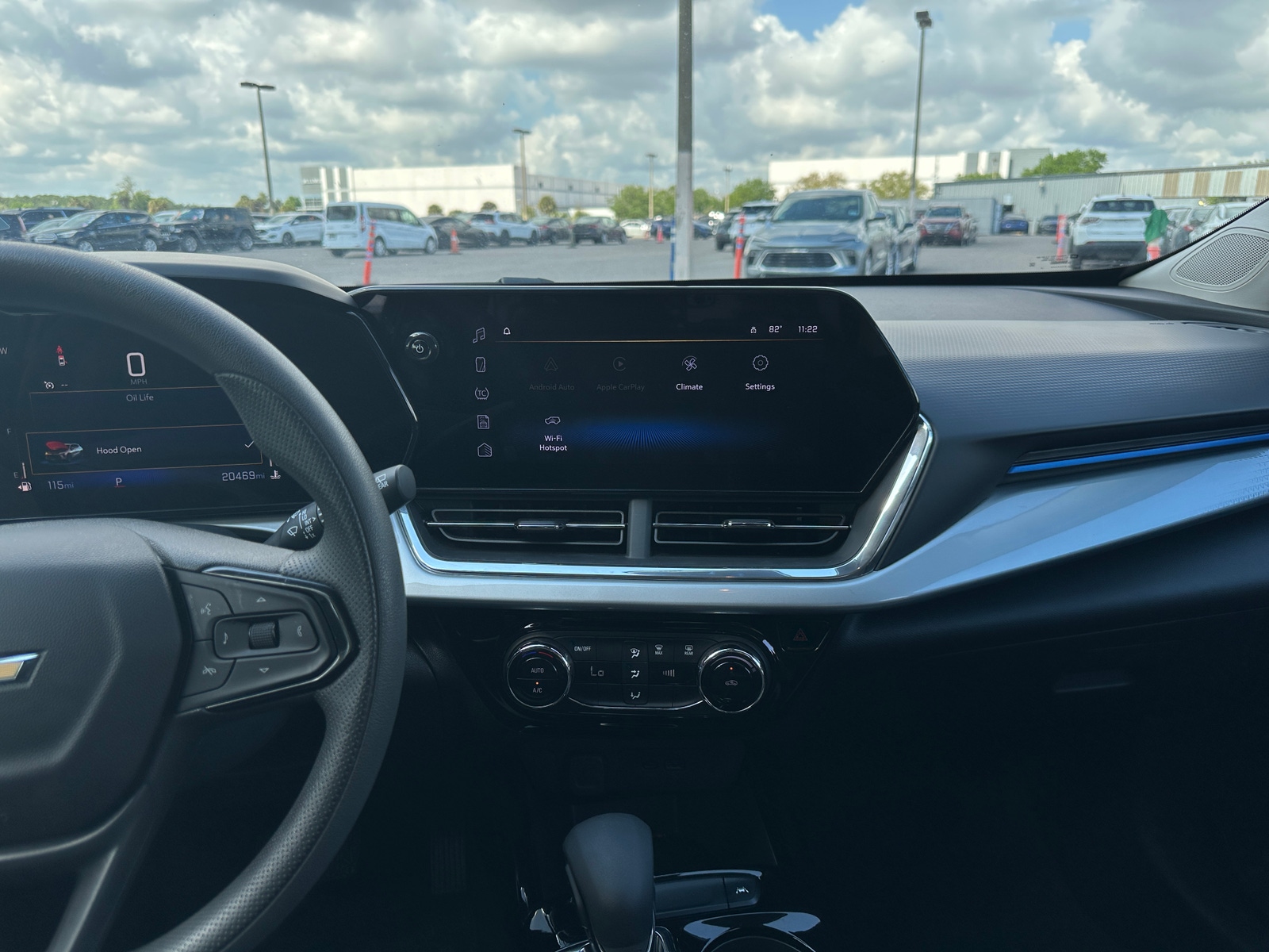 Thumbnail: 2025 Chevrolet Trax - 4