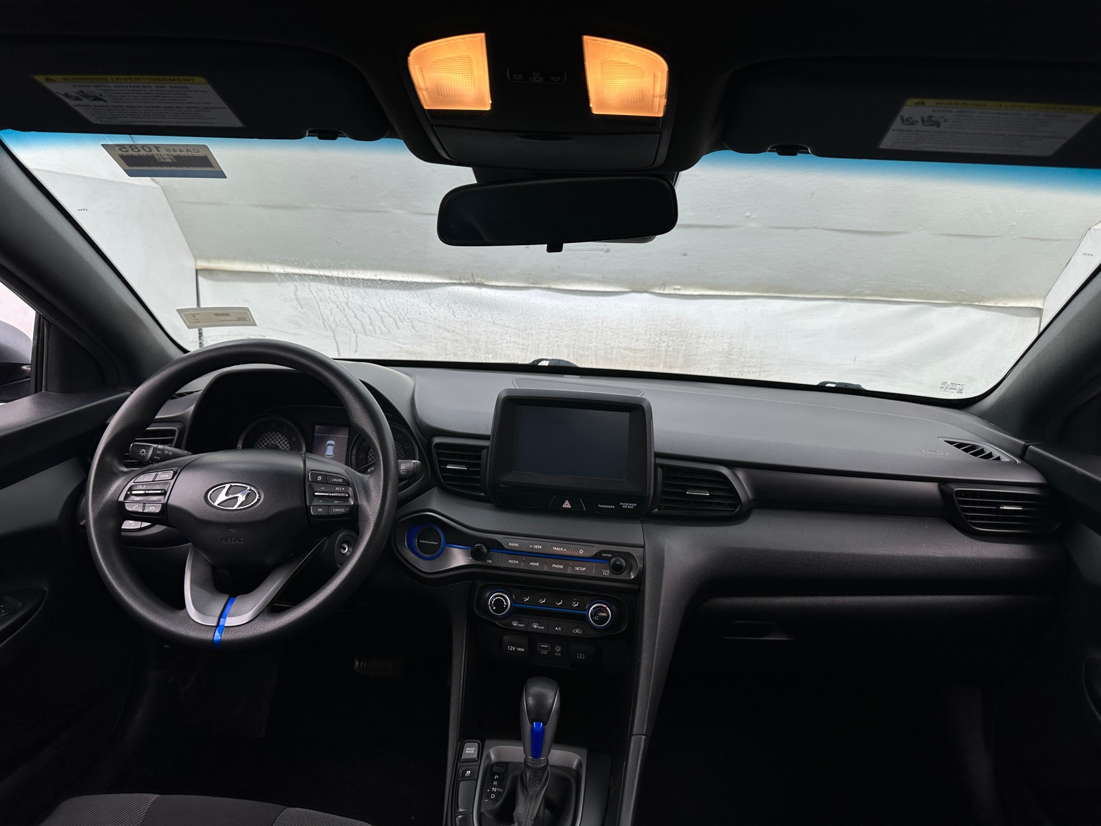 Thumbnail: 2019 Hyundai Veloster - 3