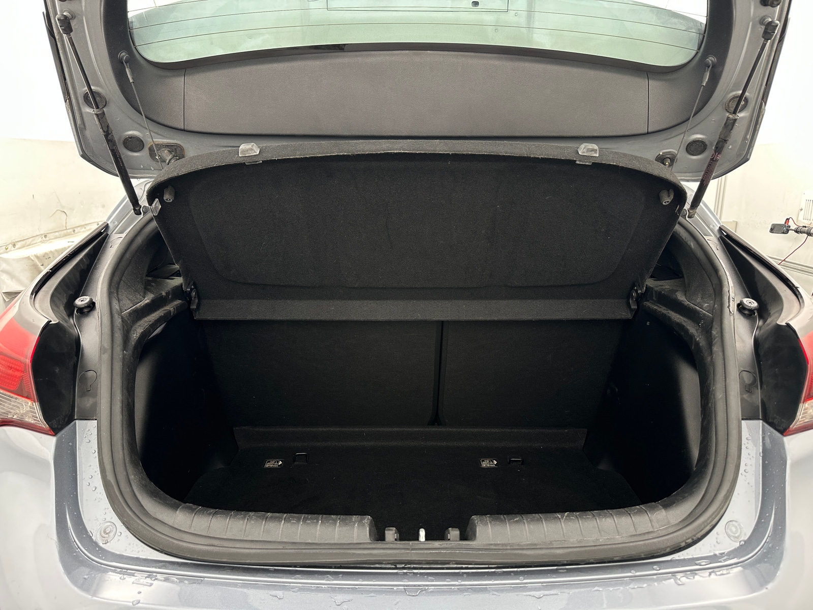 Thumbnail: 2019 Hyundai Veloster - 7