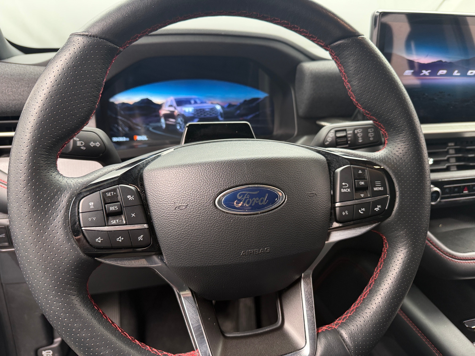 Thumbnail: 2025 Ford Explorer - 4