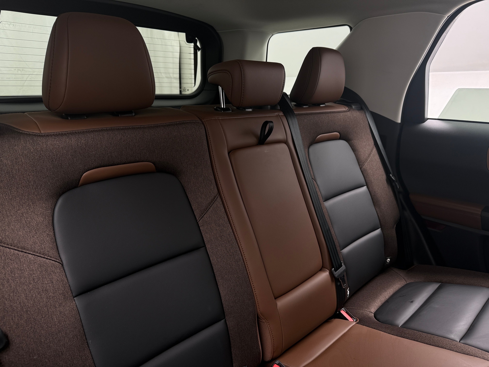 Thumbnail: 2025 Ford Bronco Sport - 5