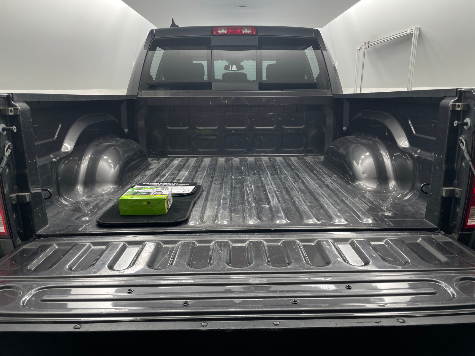 Thumbnail: 2023 RAM 1500 Classic - 7