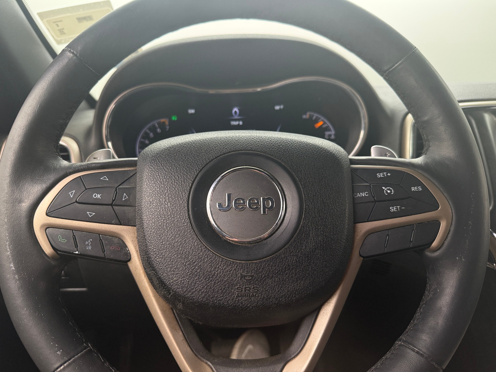 Thumbnail: 2015 Jeep Grand Cherokee - 4