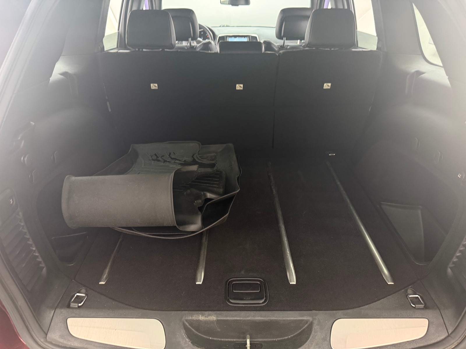 Thumbnail: 2015 Jeep Grand Cherokee - 6