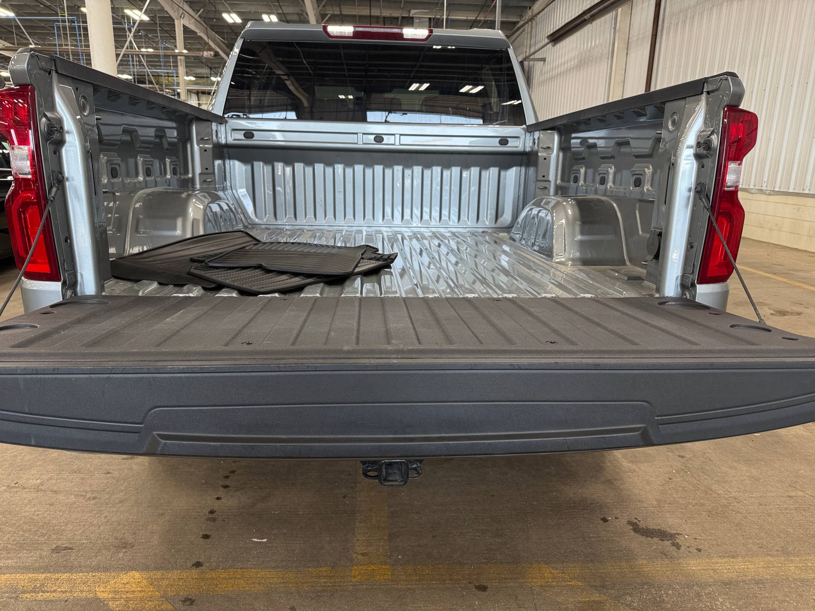 Thumbnail: 2024 Chevrolet Silverado 1500 - 6