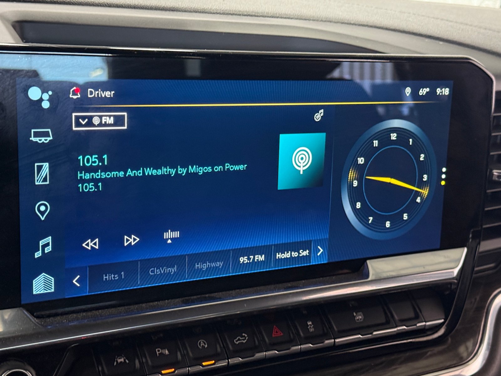 Thumbnail: 2024 Chevrolet Silverado 1500 - 3