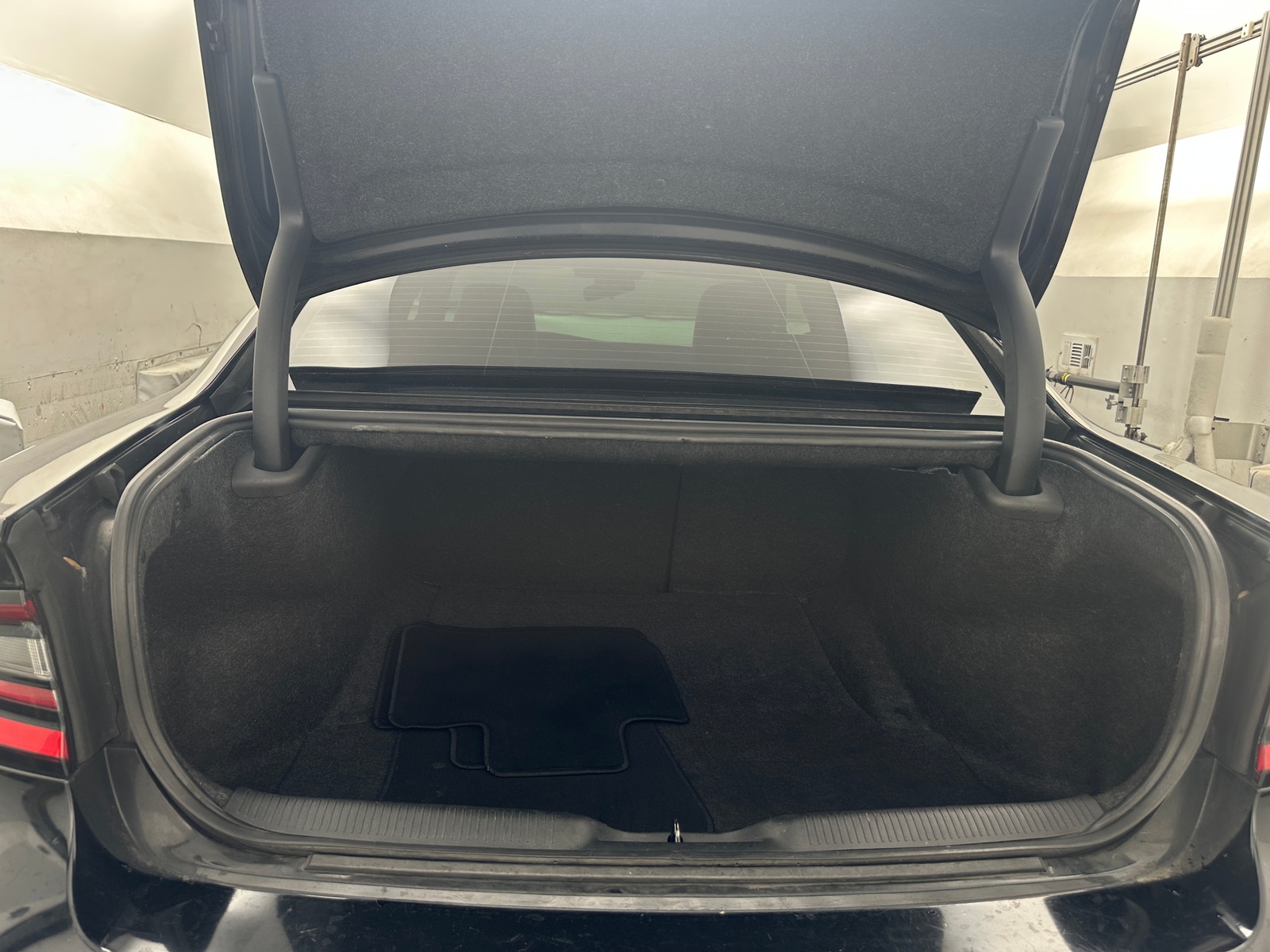 Thumbnail: 2019 Dodge Charger - 7