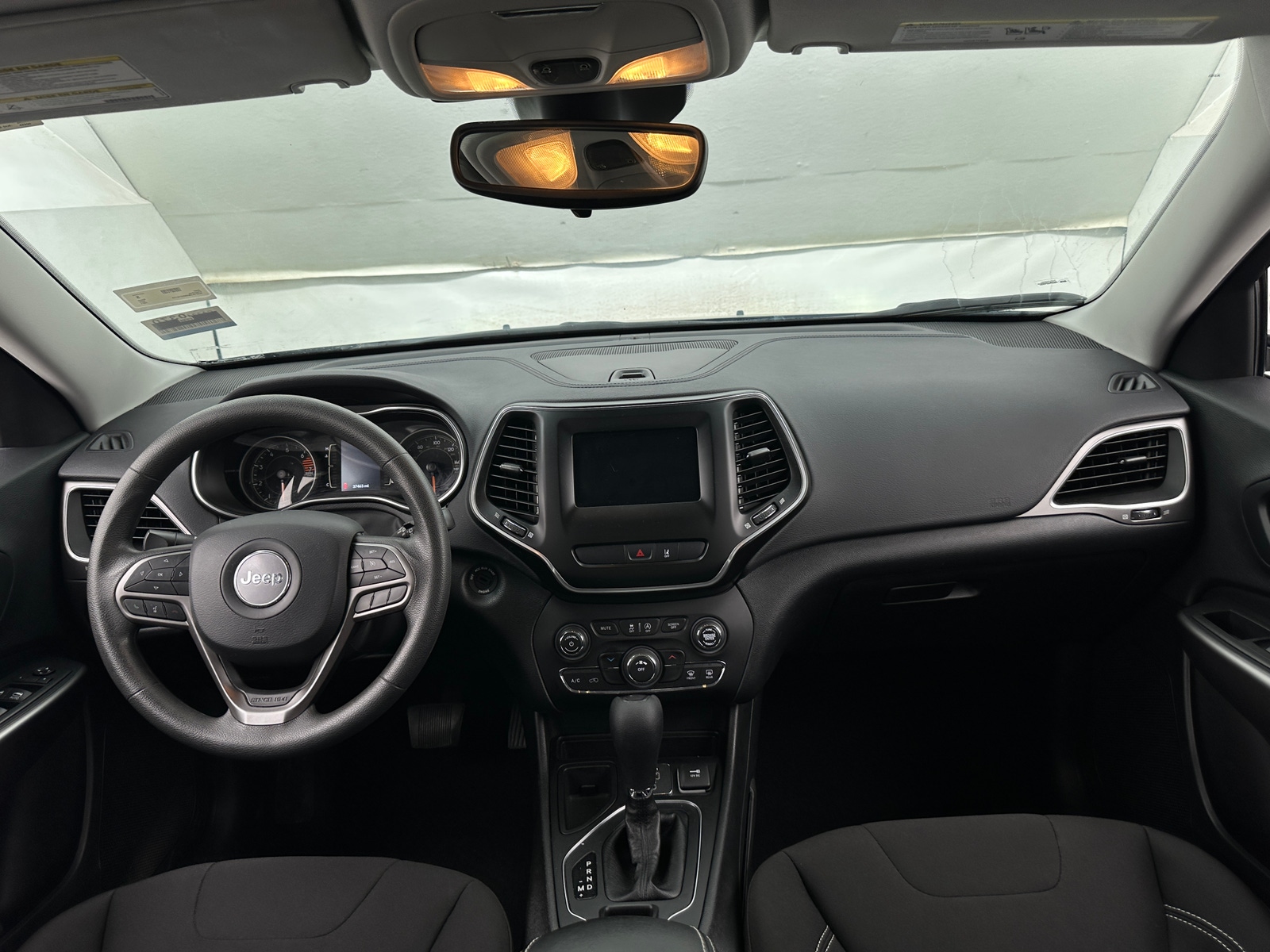 Thumbnail: 2021 Jeep Cherokee - 3