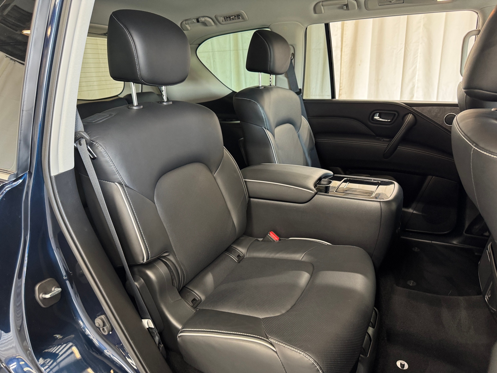 Thumbnail: 2023 INFINITI QX80 - 5