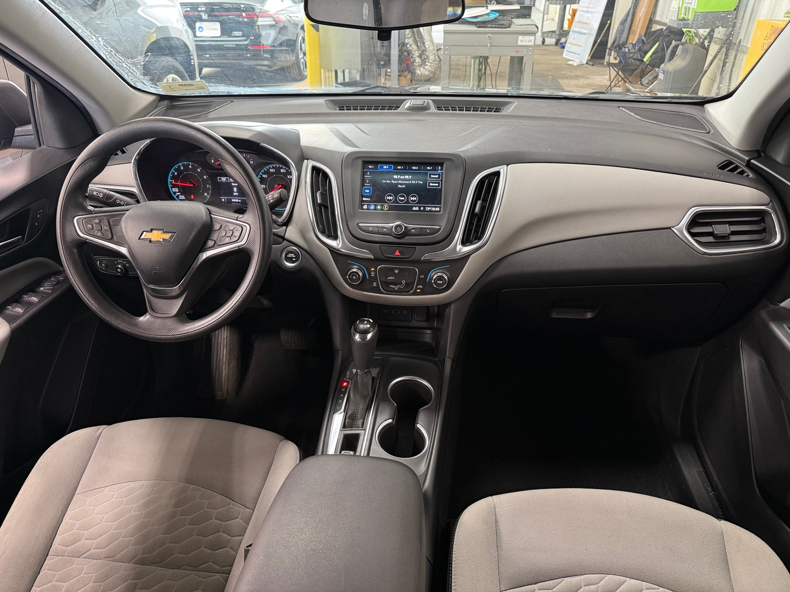 Thumbnail: 2019 Chevrolet Equinox - 3