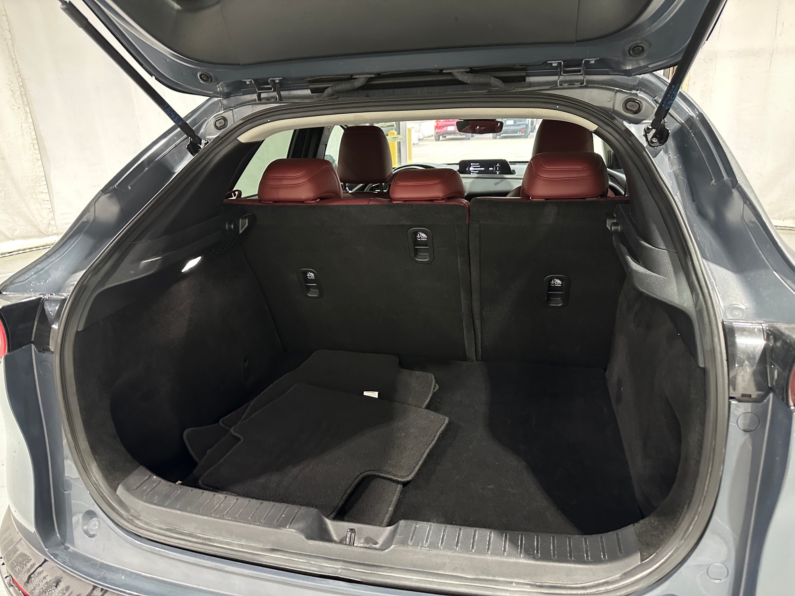 Thumbnail: 2025 Mazda CX-30 - 6