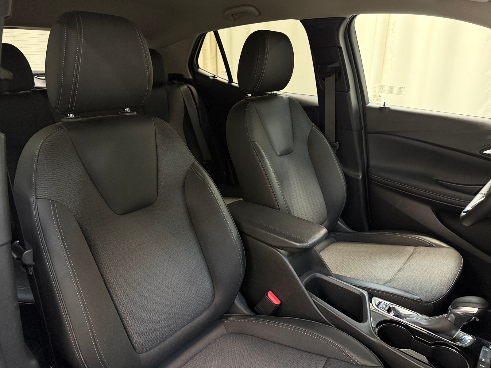 Thumbnail: 2025 Buick Encore GX - 2