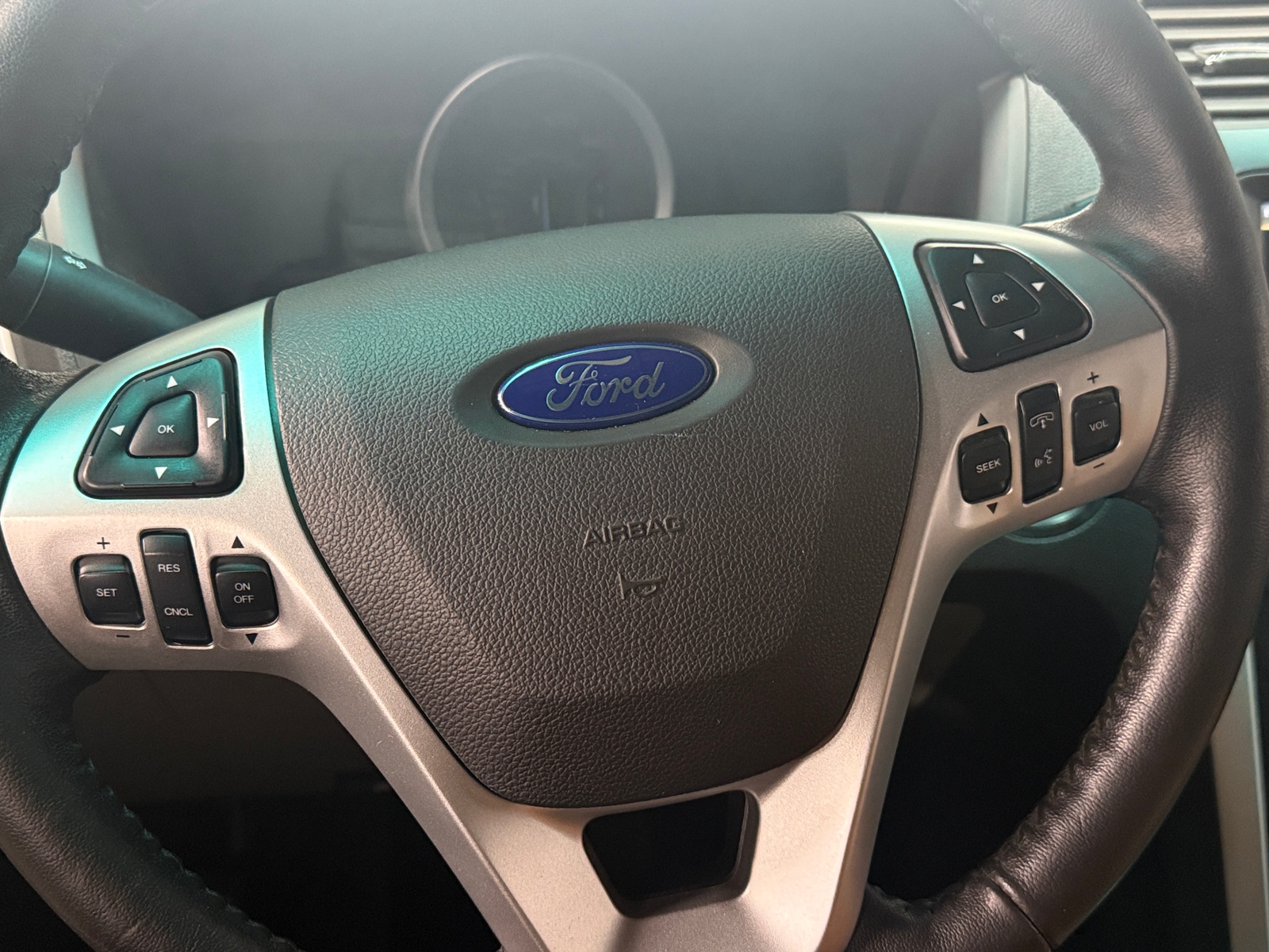 Thumbnail: 2015 Ford Explorer - 5