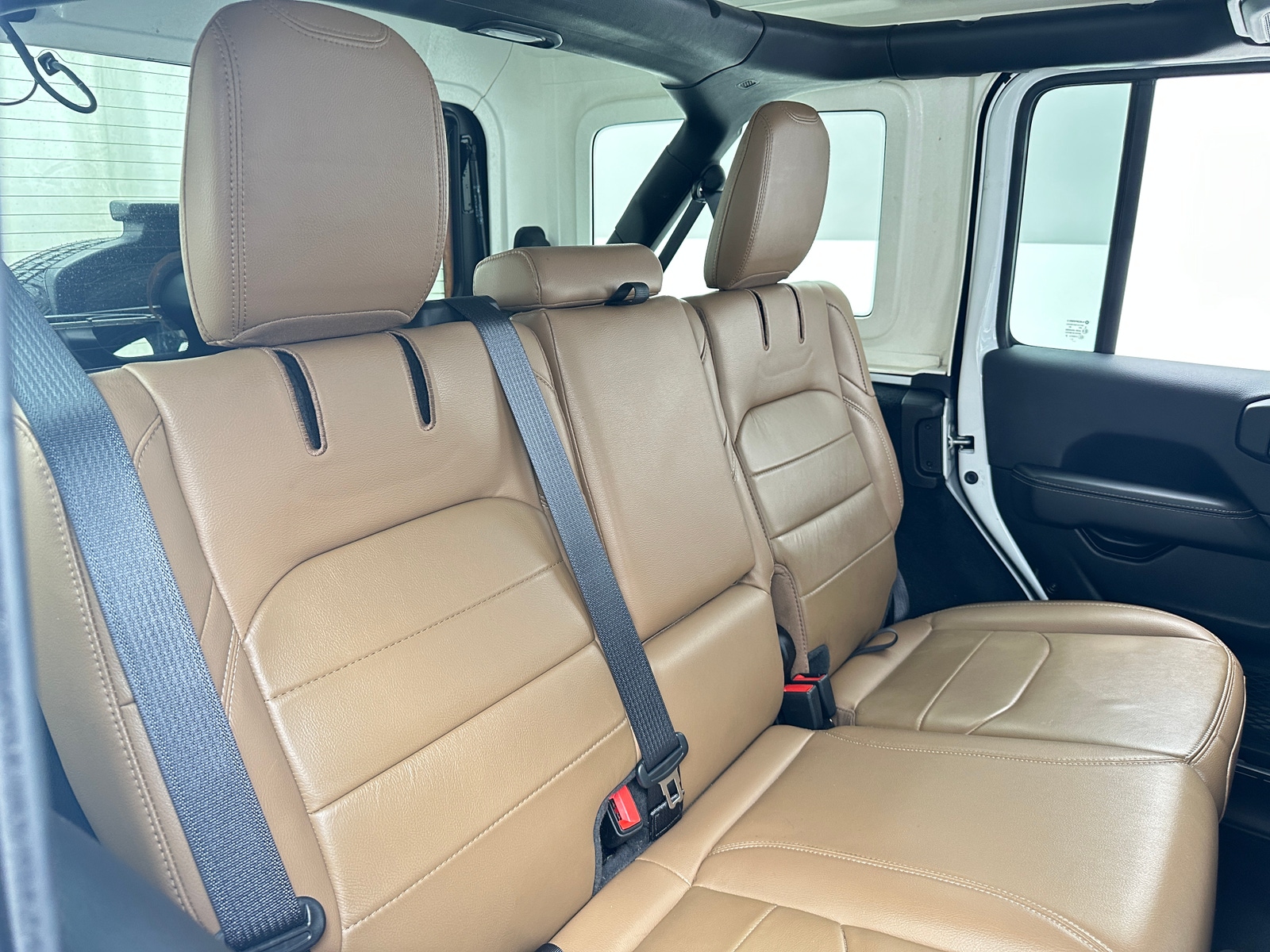 Thumbnail: 2022 Jeep Wrangler - 5