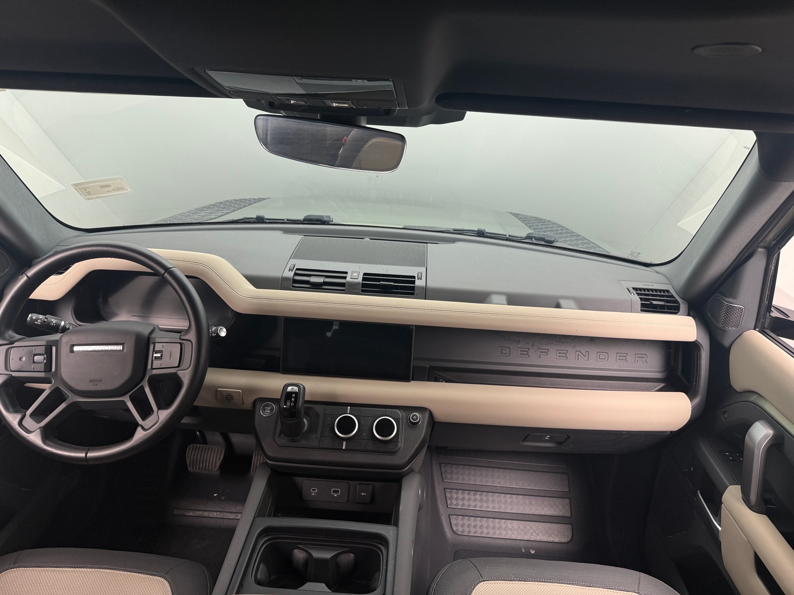 Thumbnail: 2023 Land Rover Defender - 2