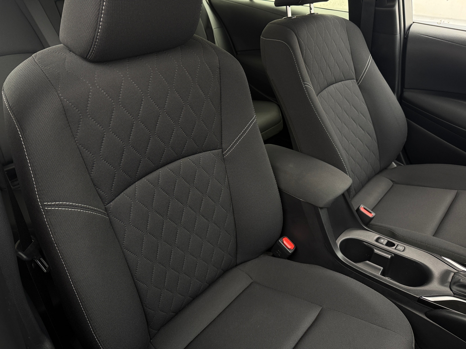 Thumbnail: 2025 Toyota Corolla - 2