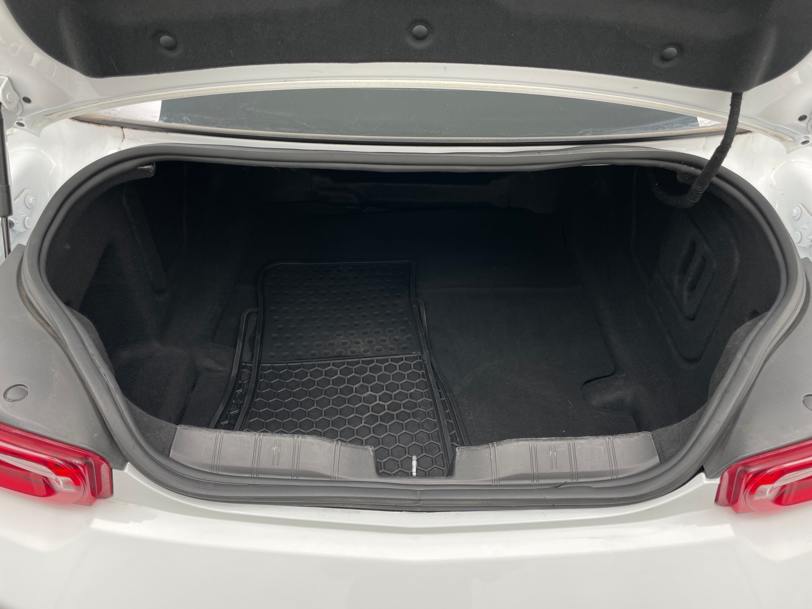 Thumbnail: 2022 Chevrolet Camaro - 5