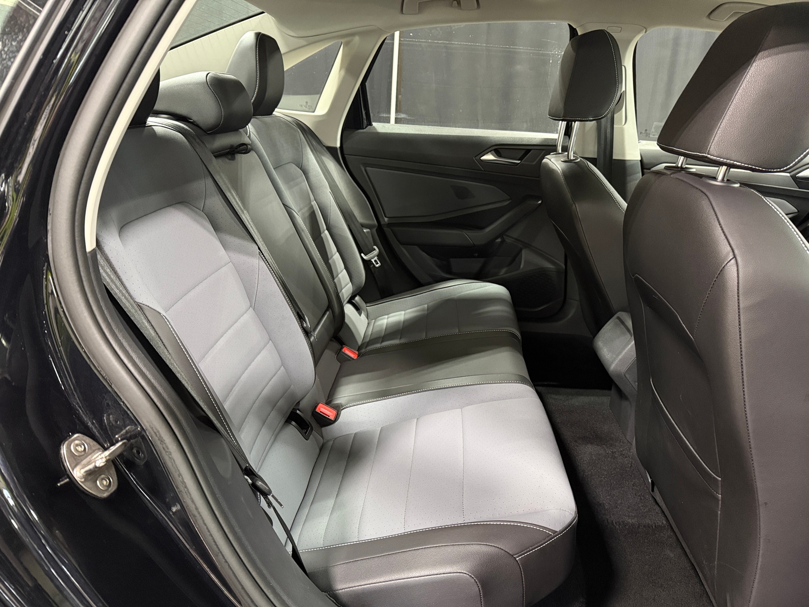 Thumbnail: 2025 Volkswagen Jetta - 5