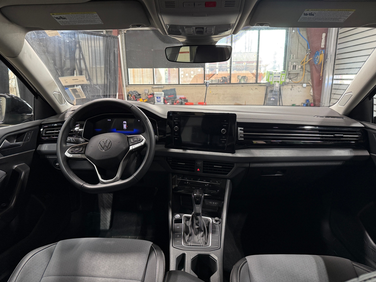 Thumbnail: 2025 Volkswagen Jetta - 2