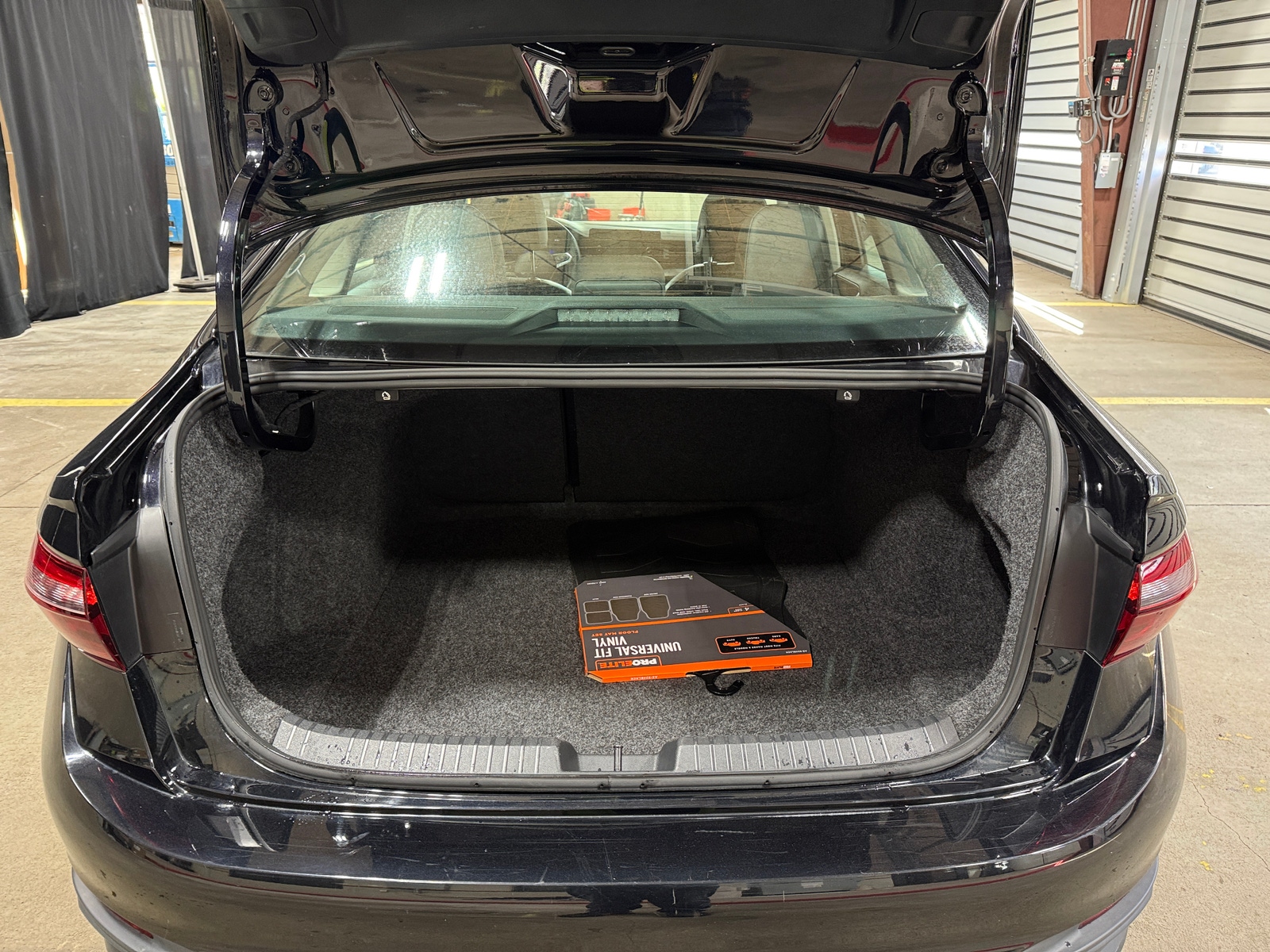 Thumbnail: 2025 Volkswagen Jetta - 6