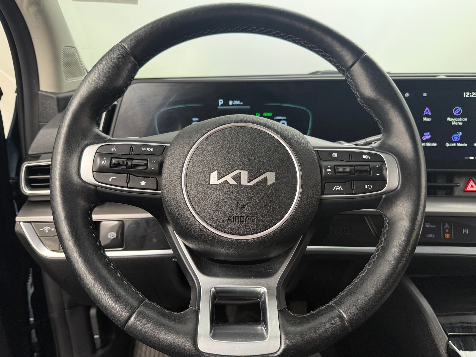 Thumbnail: 2023 Kia Sportage - 4
