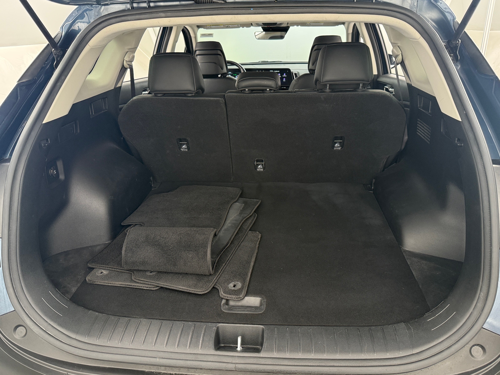 Thumbnail: 2023 Kia Sportage - 6