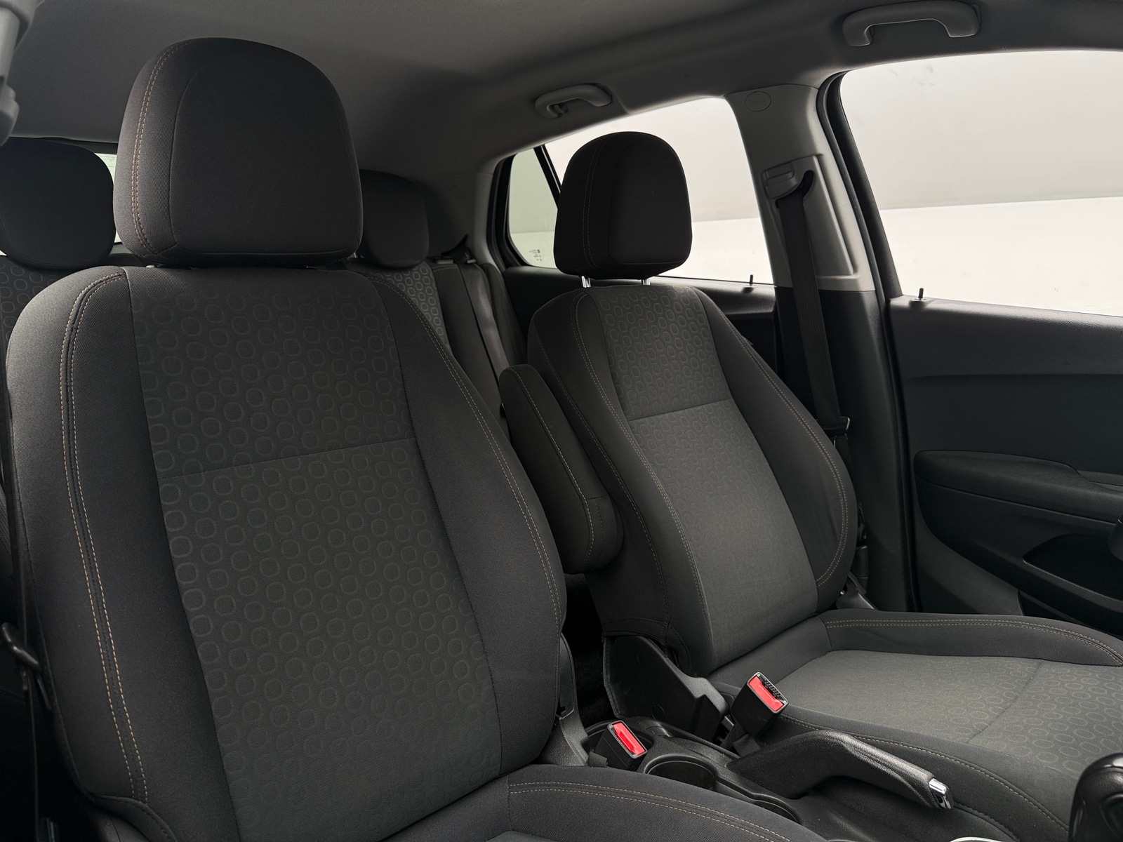 Thumbnail: 2020 Chevrolet Trax - 2