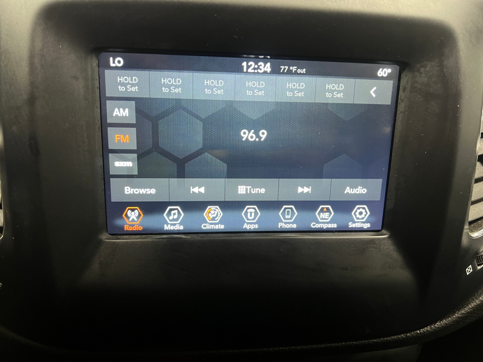 Thumbnail: 2021 Jeep Compass - 3