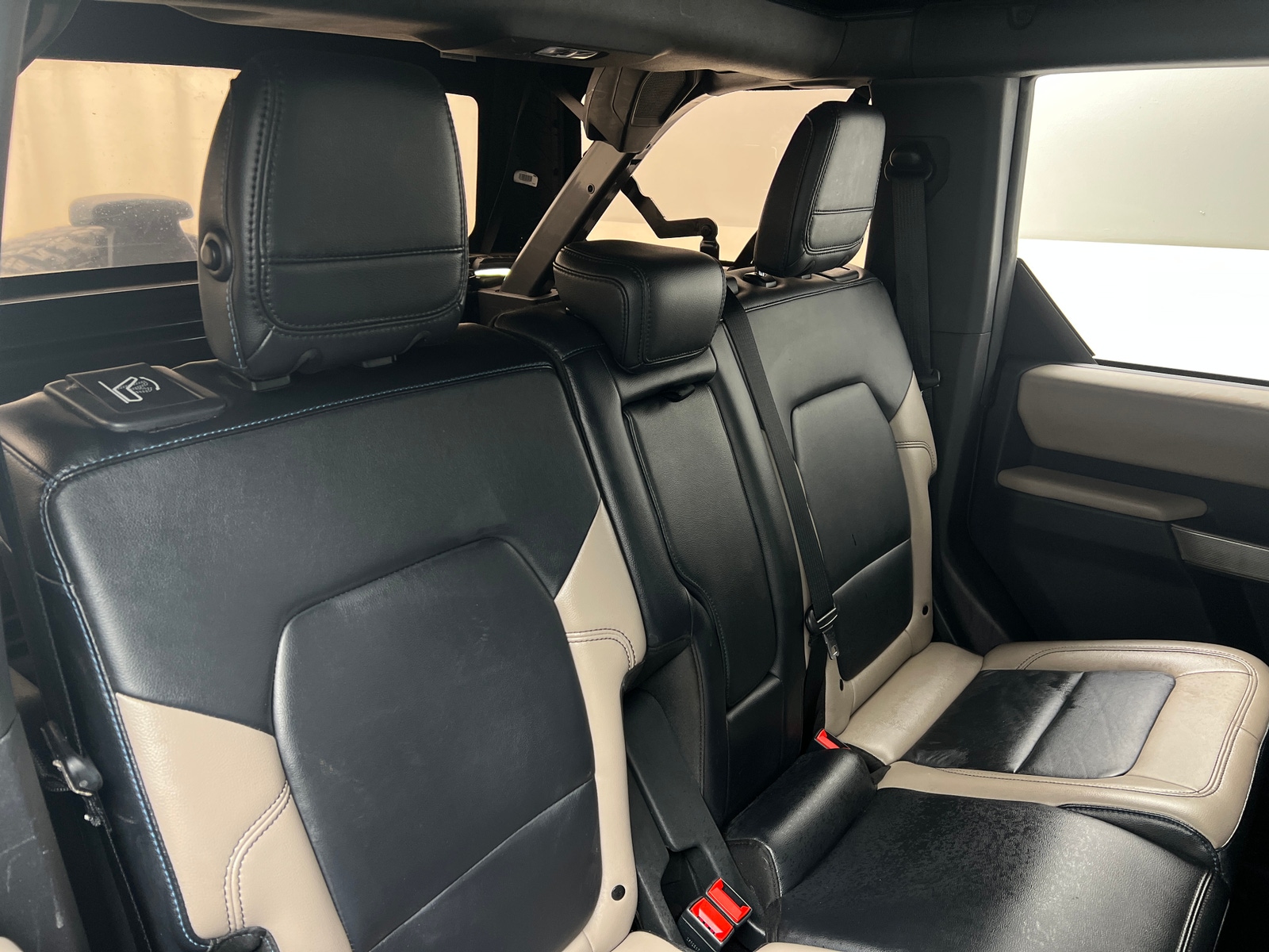 Thumbnail: 2022 Ford Bronco - 5