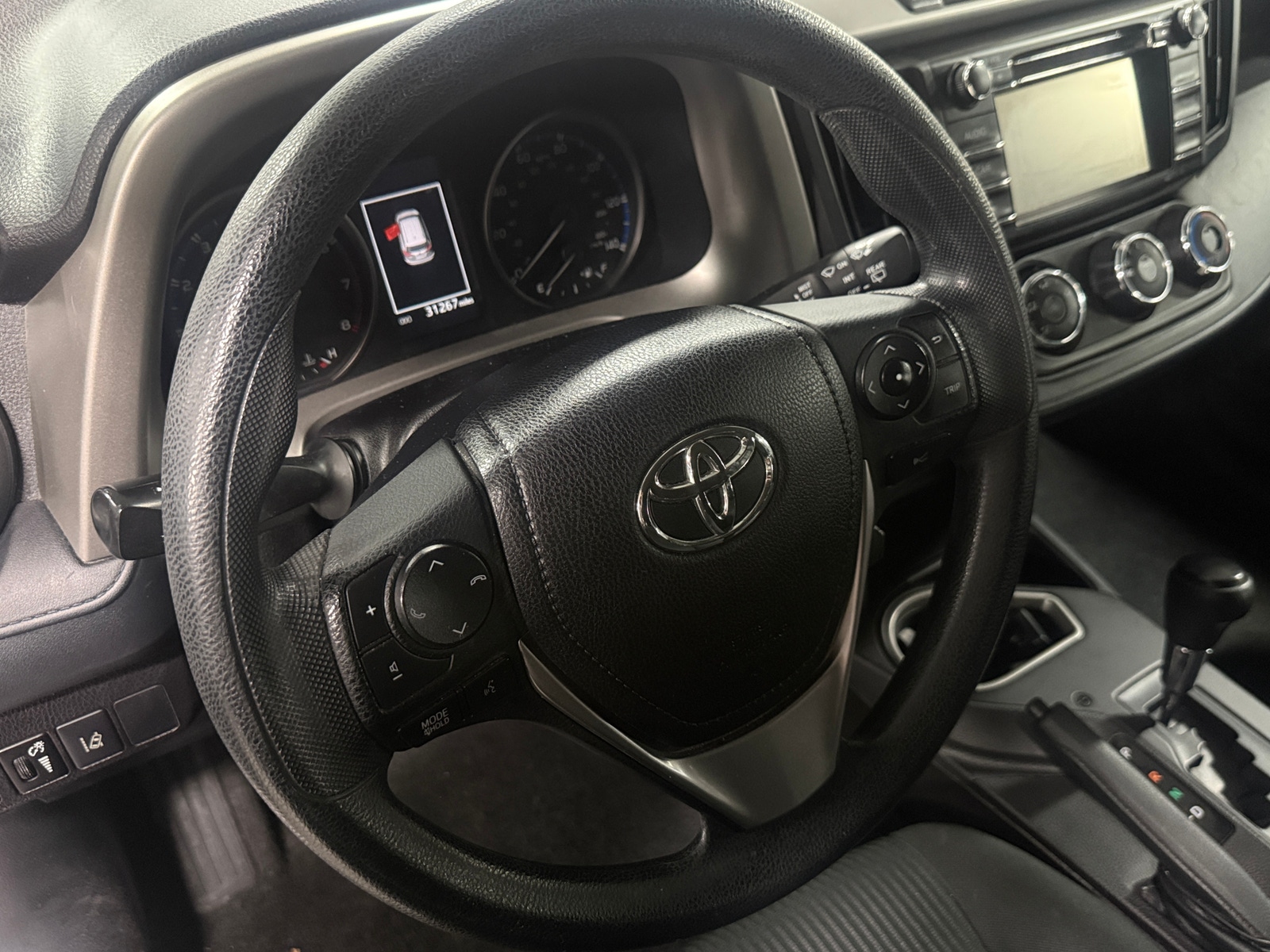 Thumbnail: 2017 Toyota RAV4 - 5