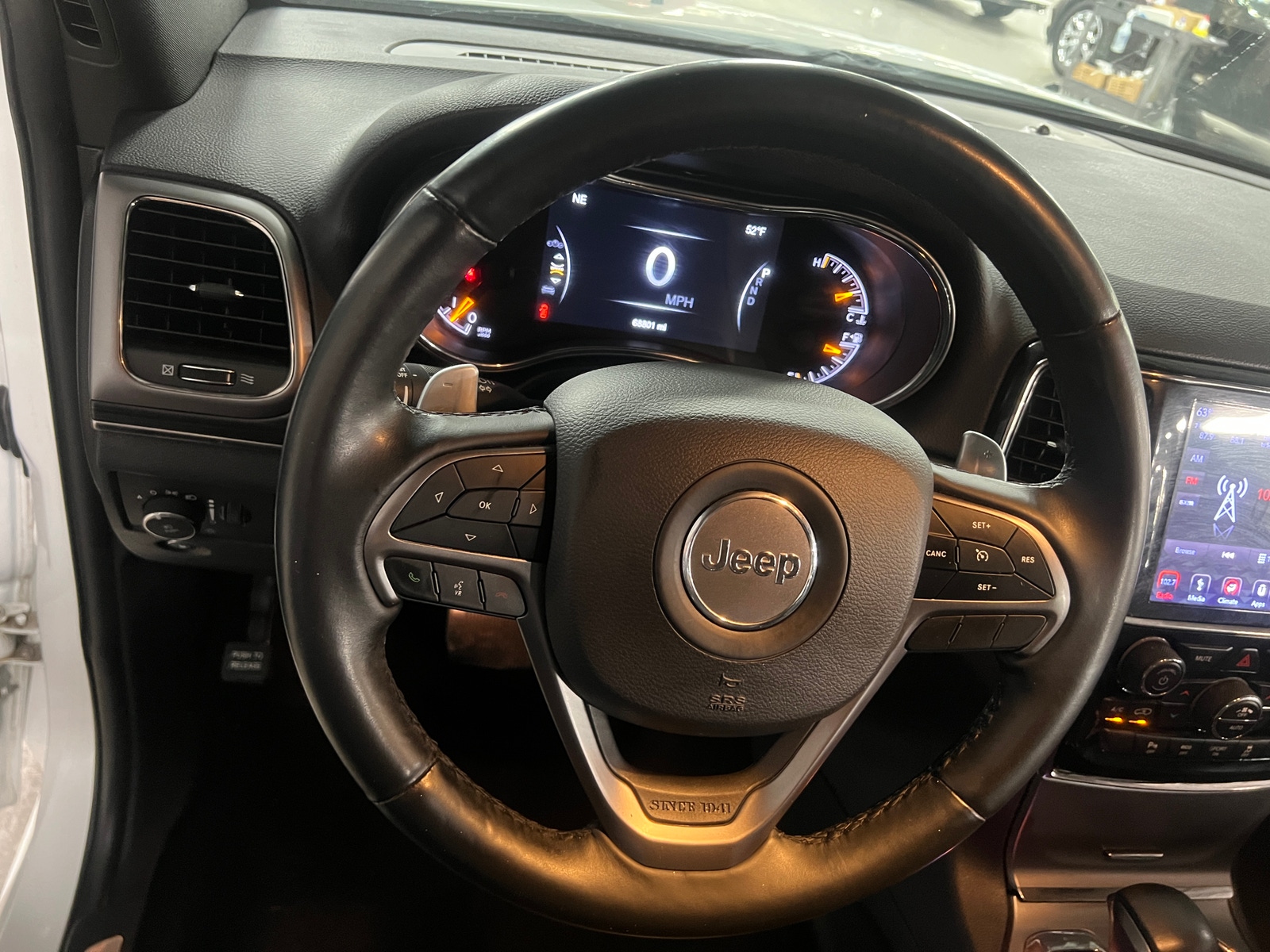 Thumbnail: 2019 Jeep Grand Cherokee - 4