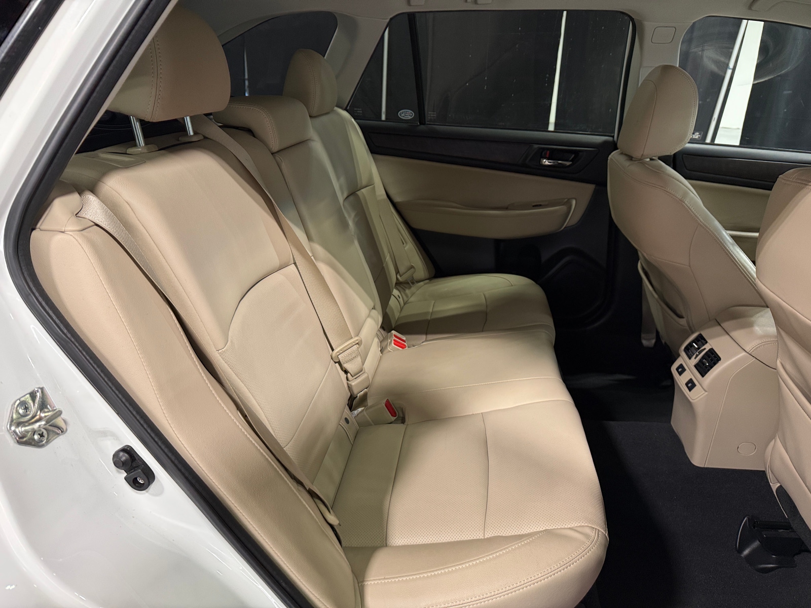 Thumbnail: 2016 Subaru Outback - 5