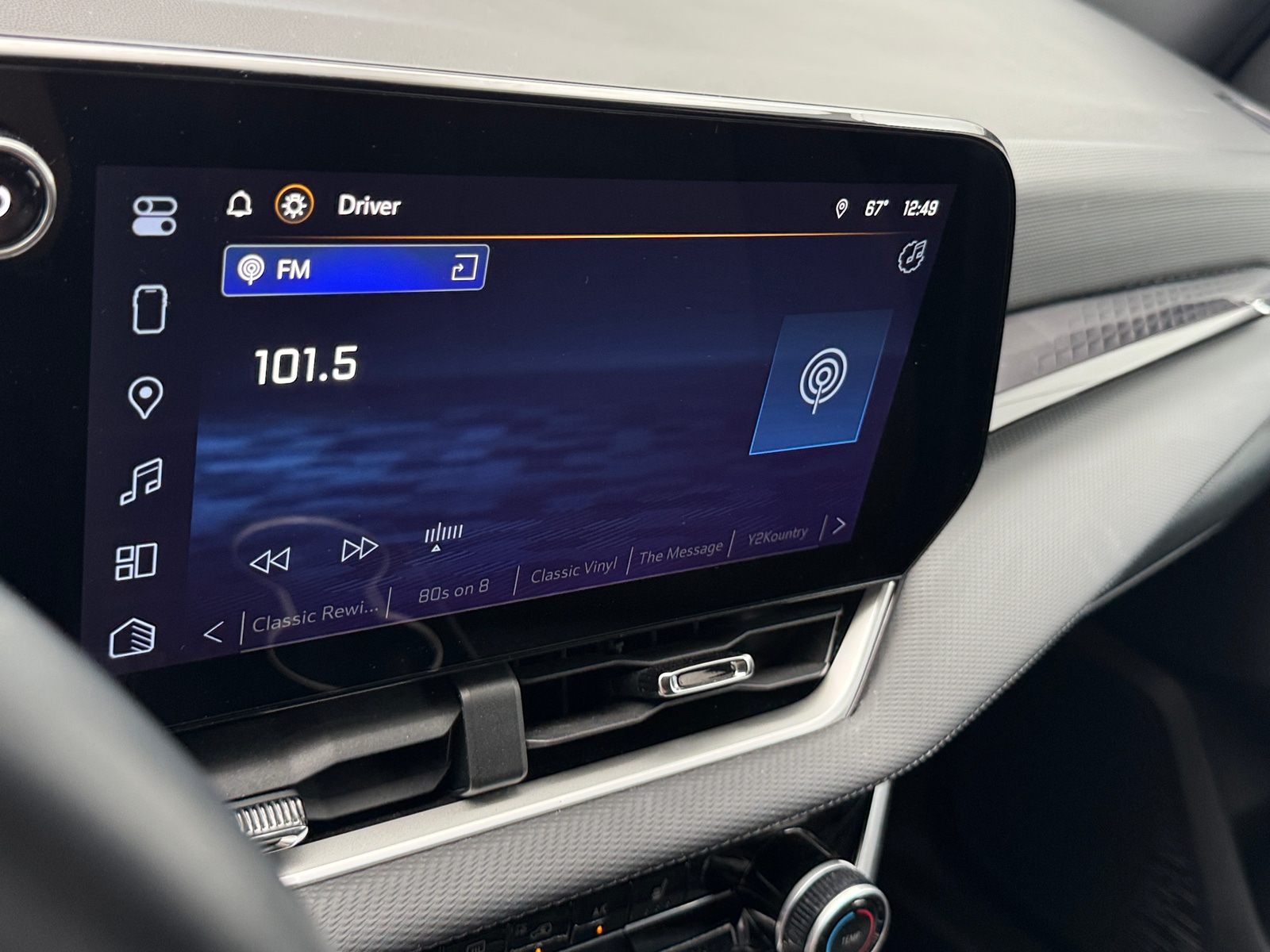 Thumbnail: 2025 Chevrolet Equinox - 4