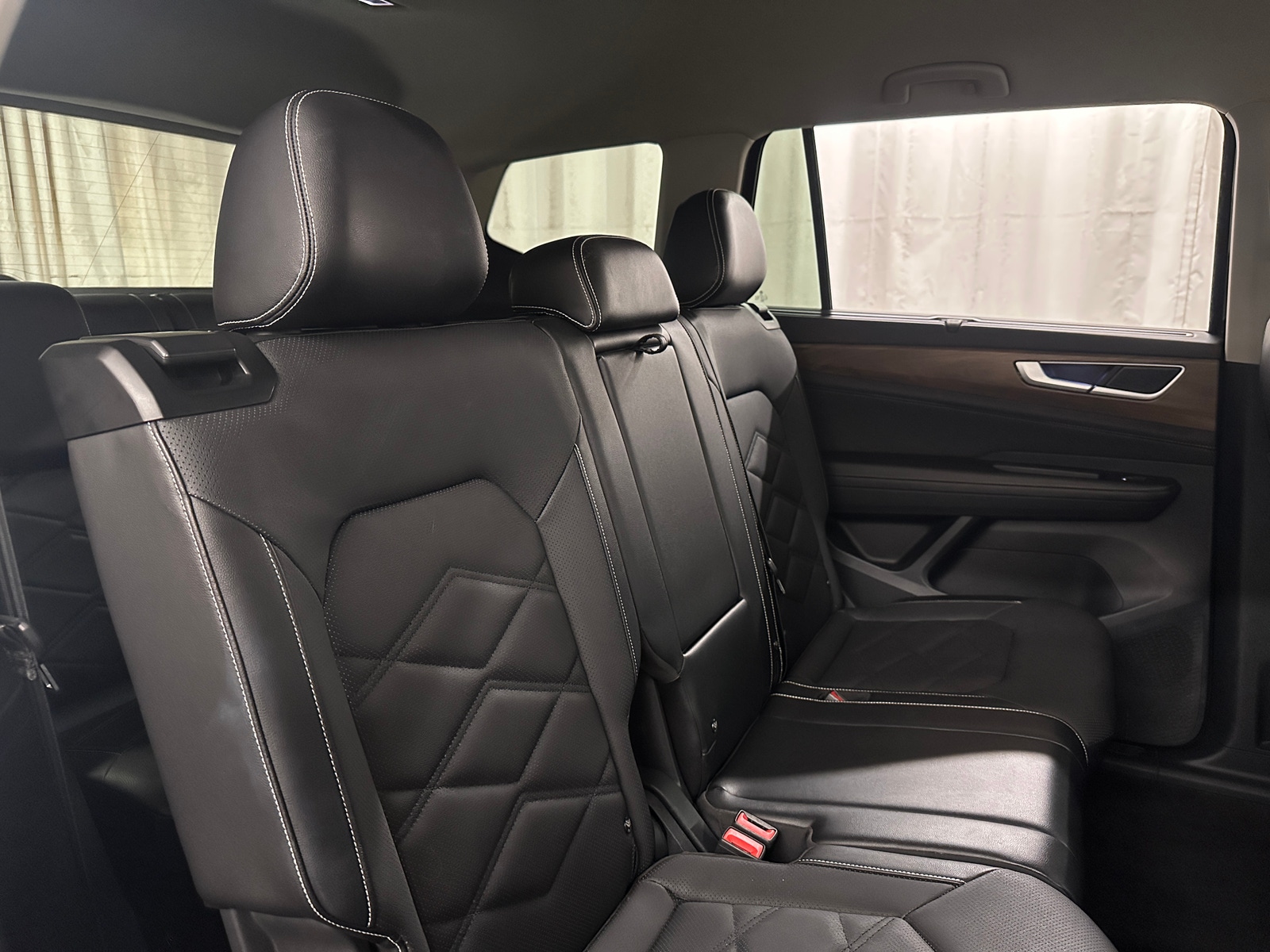 Thumbnail: 2025 Volkswagen Atlas - 5