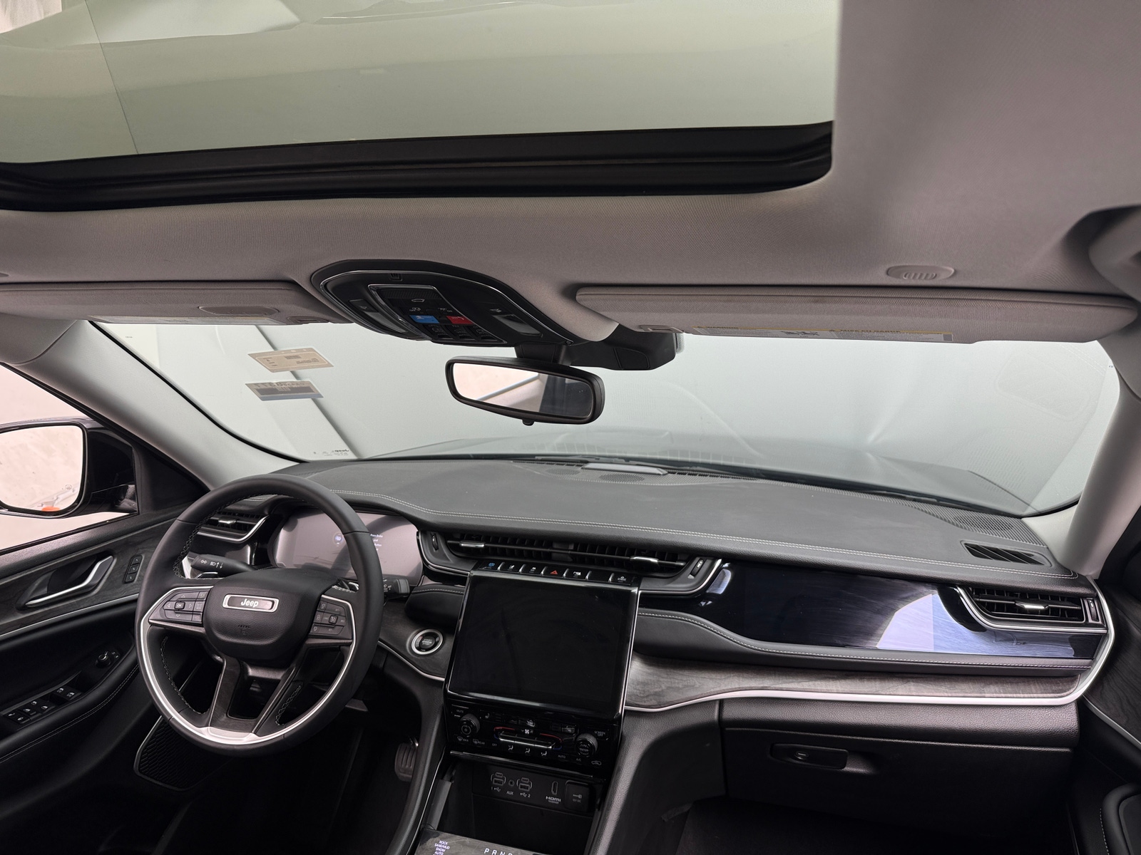 Thumbnail: 2023 Jeep Grand Cherokee - 2