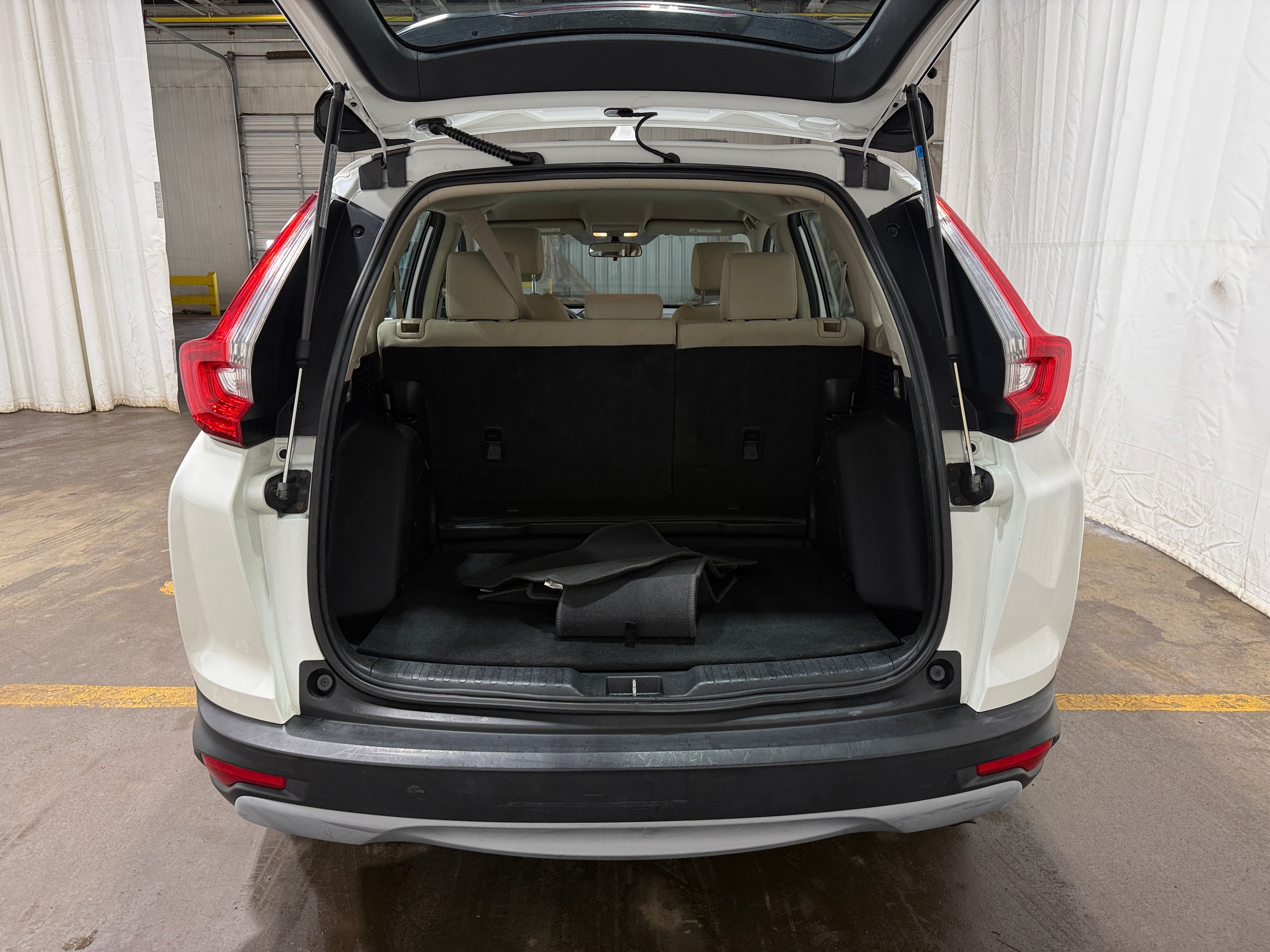 2017 Honda CR-V - Image 1
