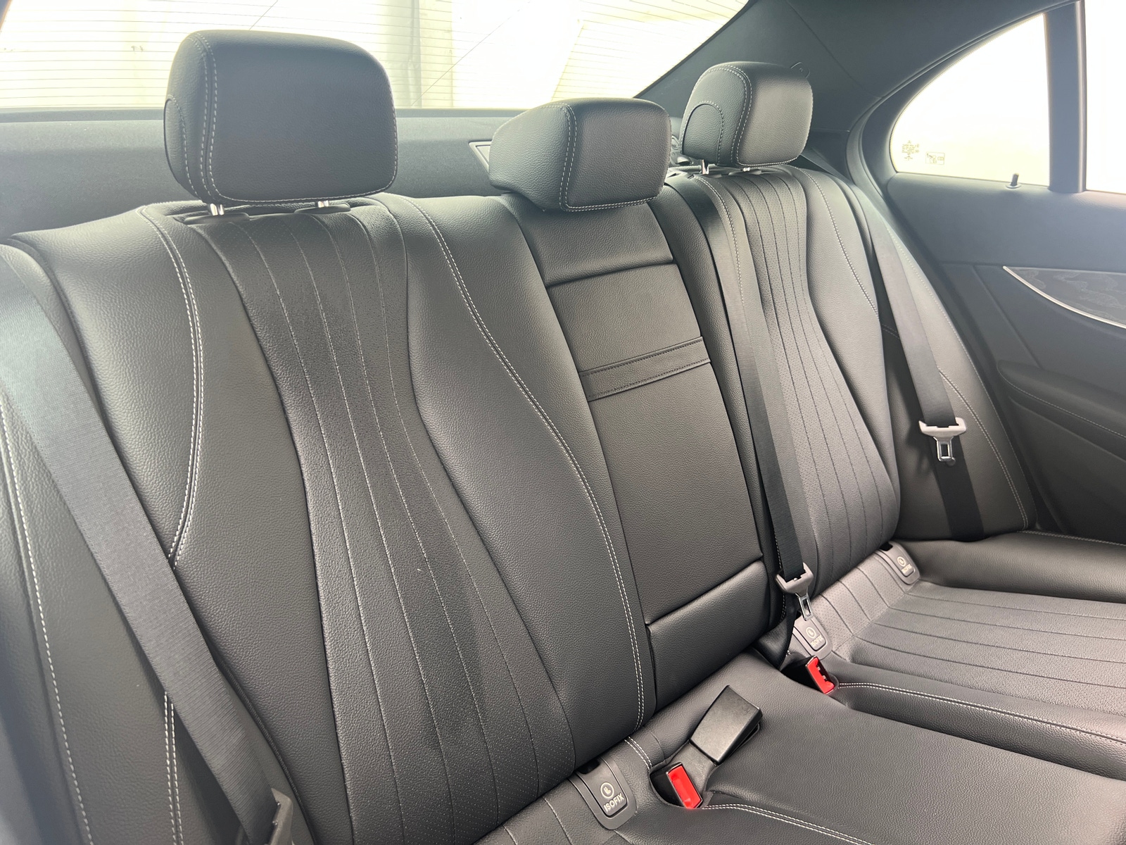 Thumbnail: 2022 Mercedes-Benz E-Class - 5