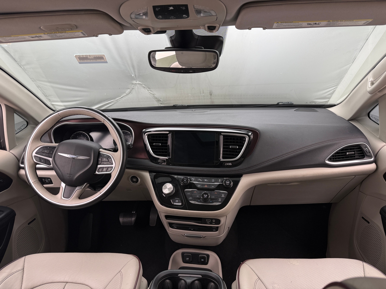 Thumbnail: 2017 Chrysler Pacifica - 2