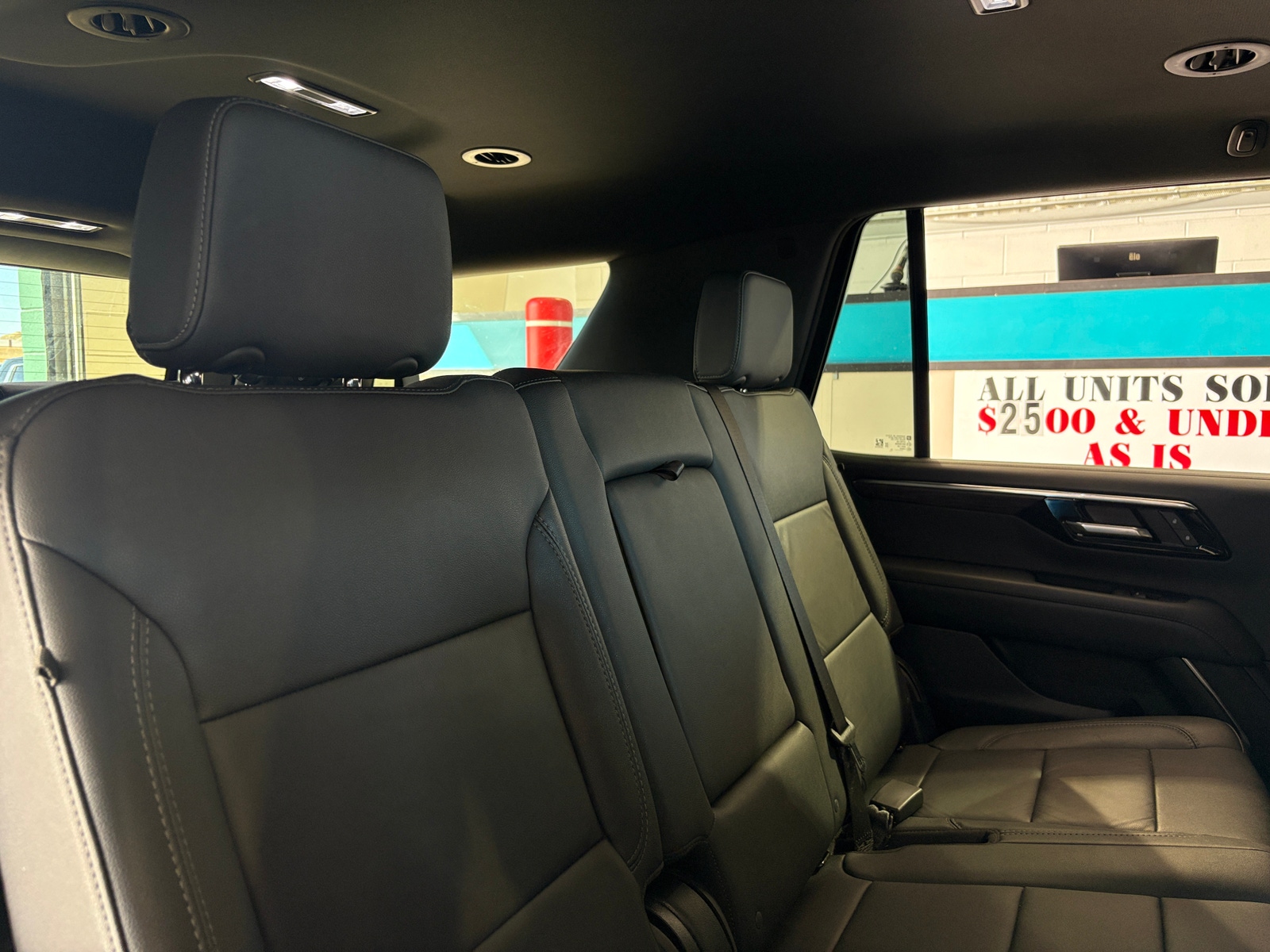 Thumbnail: 2025 Chevrolet Tahoe - 5