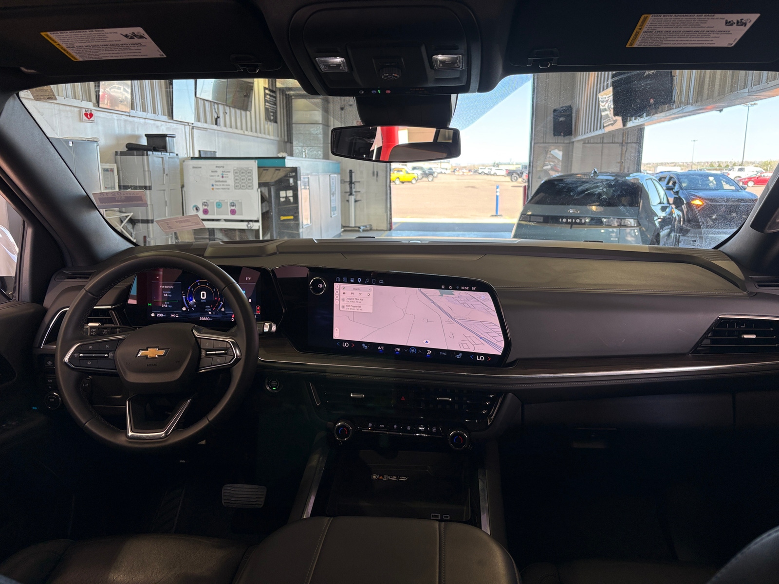 Thumbnail: 2025 Chevrolet Tahoe - 2