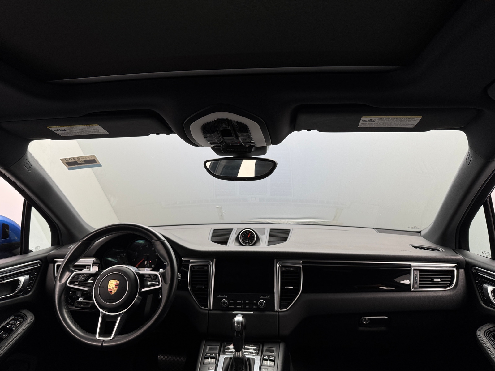 Thumbnail: 2017 Porsche Macan - 2