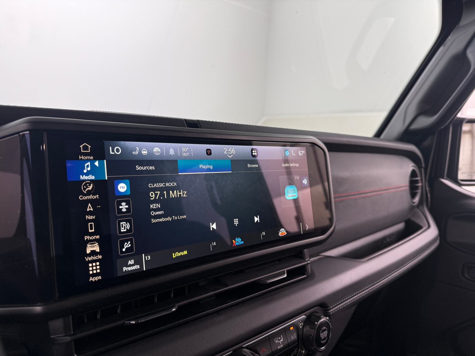 Thumbnail: 2025 Jeep Gladiator - 3