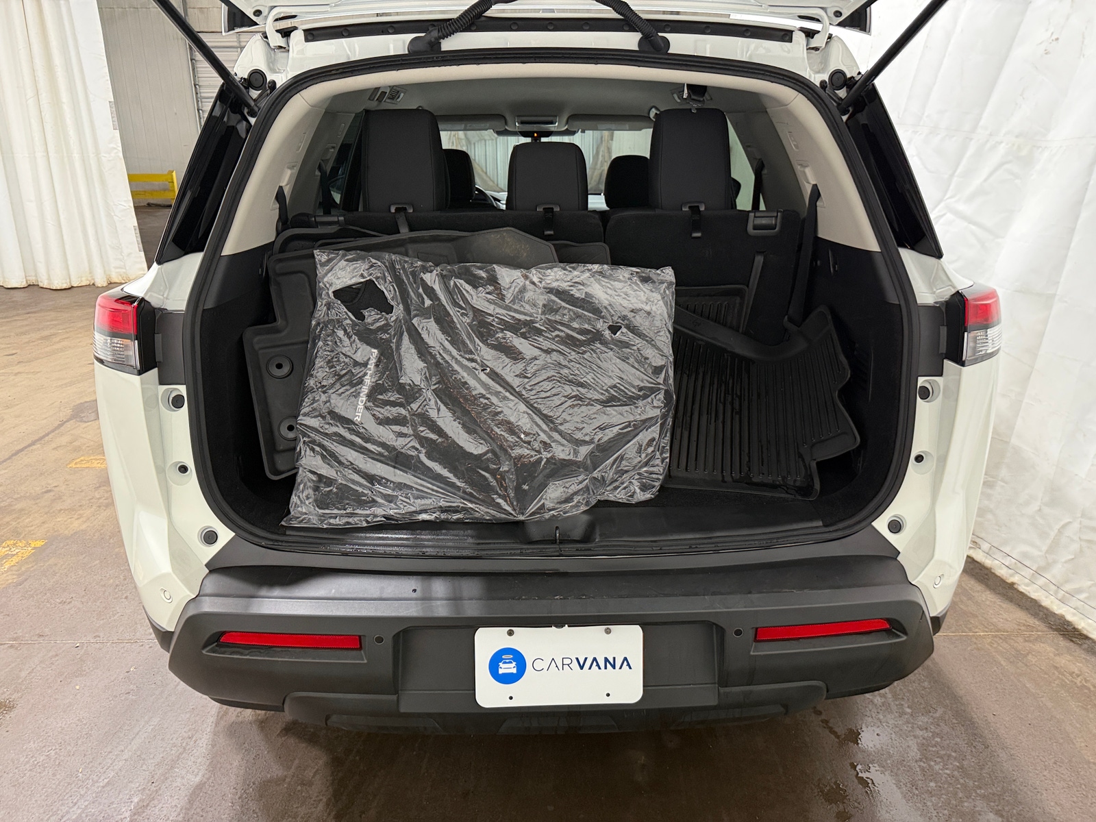 Thumbnail: 2024 Nissan Pathfinder - 7