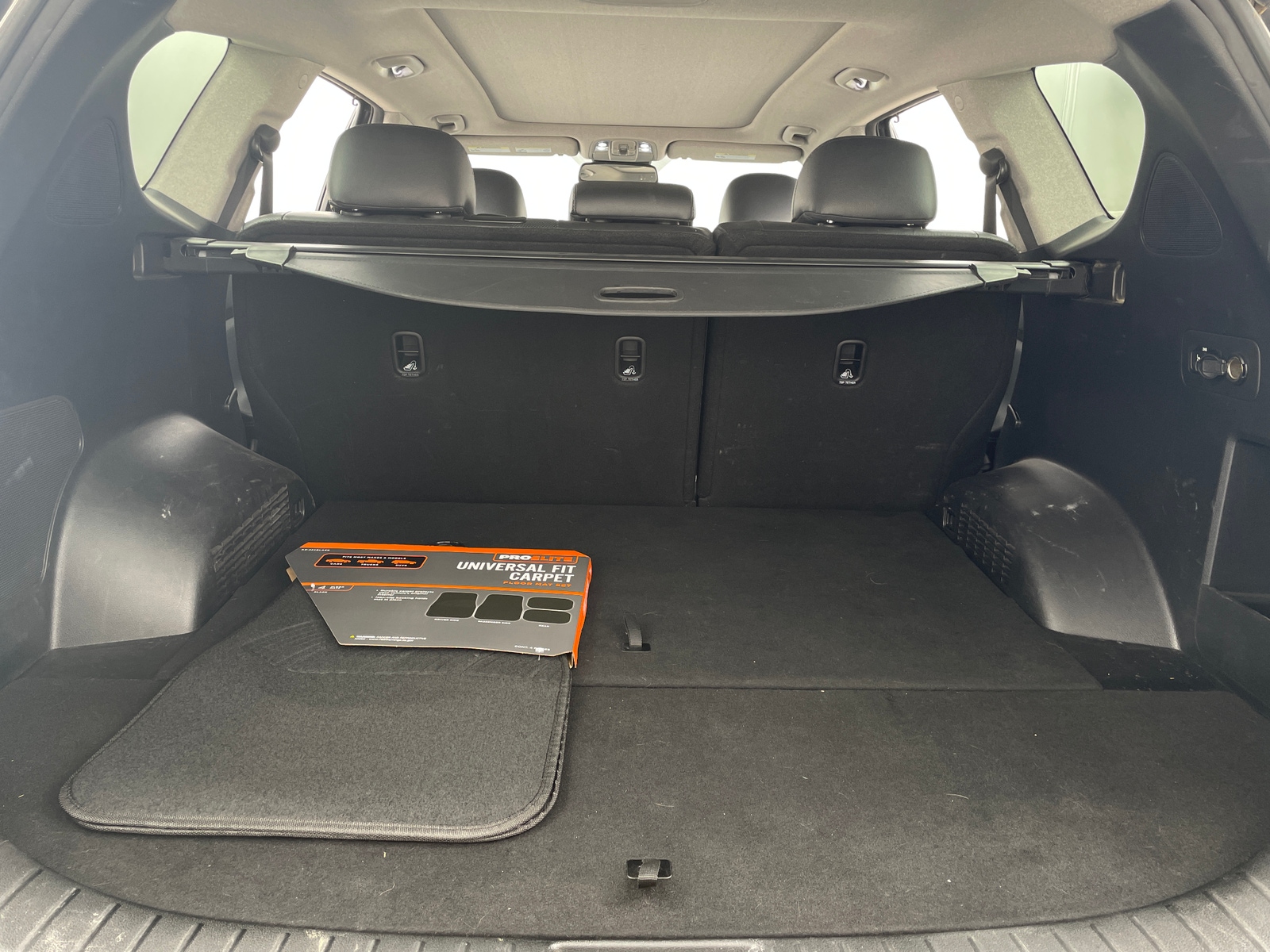 Thumbnail: 2020 Hyundai Santa Fe - 6