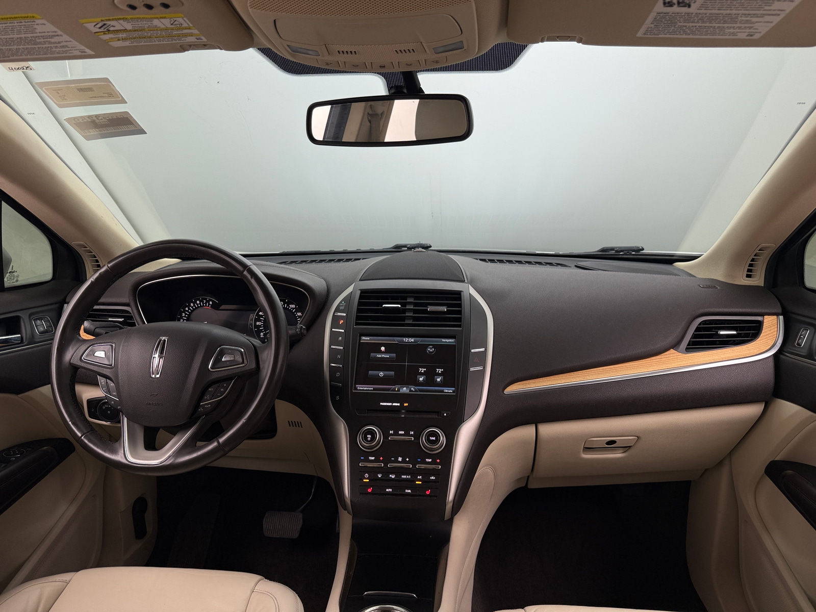 Thumbnail: 2015 Lincoln MKC - 2