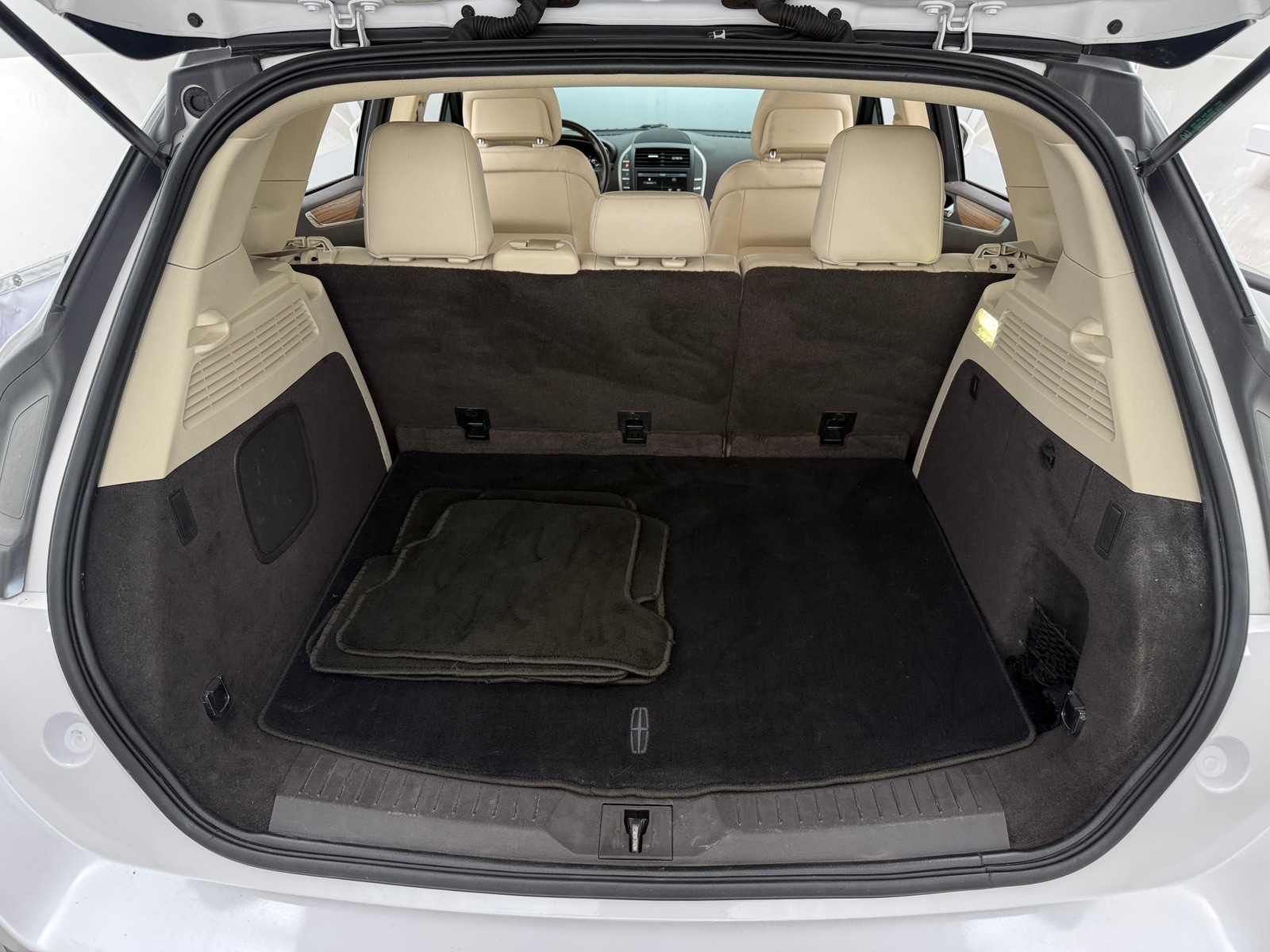 Thumbnail: 2015 Lincoln MKC - 6