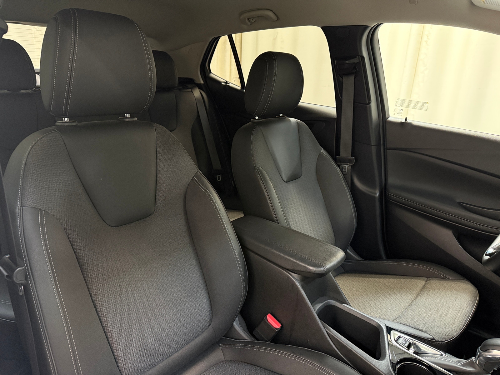 Thumbnail: 2025 Buick Encore GX - 2