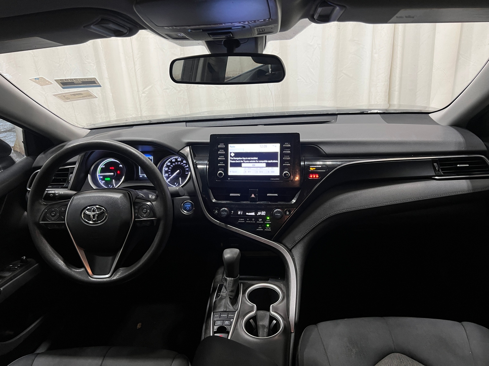 Thumbnail: 2022 Toyota Camry - 3